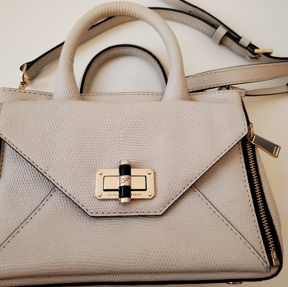 Bag - Picture 2 of 3
